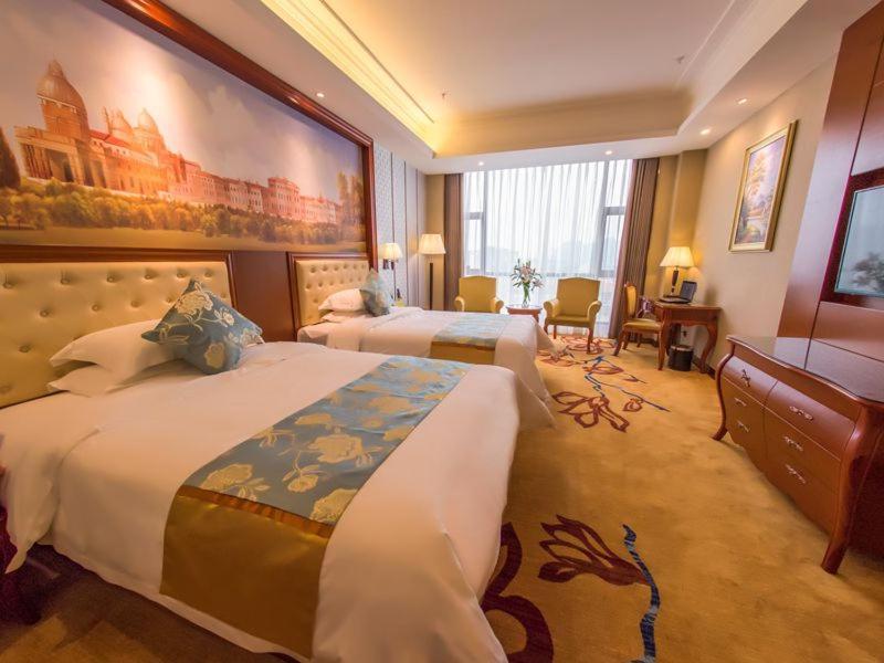 Vienna International Hotel Guangxi Duan Du'an Екстериор снимка